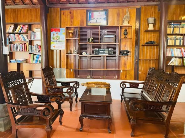 Không gian mộc mạc, ấm cúng tại Cây Ngô Đồng.